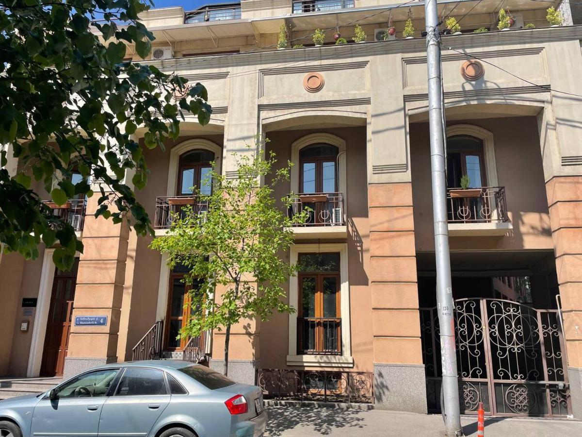 Siqvaruli Tbilisi Exterior foto